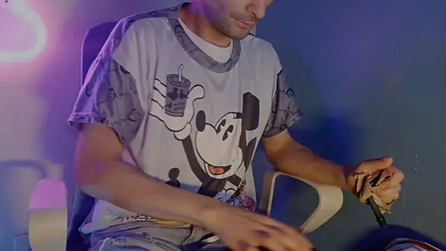 highinhtxx online show from 06-07-26, 07:01