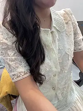 Snapshot of lee_ly chatting on 03-12-26, 06:19 lee ly online show from 03-12-26, 06:19