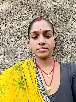 Snapshot of Sali_ji chatting on 10-08-25, 10:57 Sali ji online show from 10-08-25, 10:57