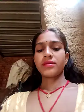 Snapshot of Sali_ji chatting on 10-21-25, 11:33 Sali ji online show from 10-21-25, 11:33