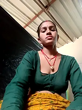 Snapshot of Sali_ji chatting on 10-25-25, 10:56 Sali ji online show from 10-25-25, 10:56