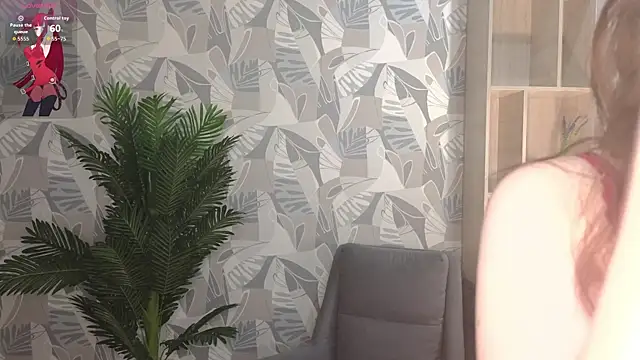 Snapshot of LewisThrone chatting on 12-15-25, 01:10 LewisThrone online show from 12-15-25, 01:10