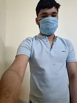 Snapshot of abhi05x chatting on 12-15-25, 11:14 abhi05x online show from 12-15-25, 11:14