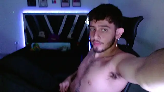 Sebasxxl12 online show from 01-06-26, 07:34