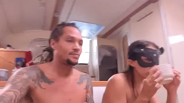 Snapshot of Monk_and_Mia chatting on 11-15-25, 01:18 Monk and Mia online show from 11-15-25, 01:18