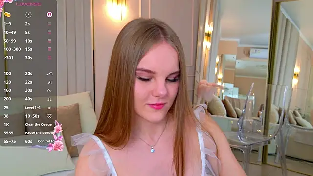 Lili Lohan online show from 11-14-25, 05:11