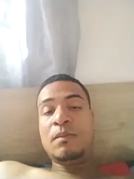 Snapshot of Jhosep1923 chatting on 09-27-25, 07:52 Jhosep1923 online show from 09-27-25, 07:52