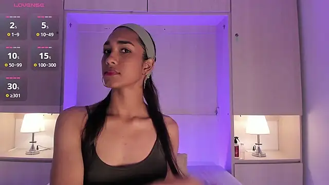 AnahiCollins online show from 11-10-25, 11:42