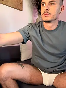 Snapshot of WildFlame2525 chatting on 11-17-25, 01:39 WildFlame2525 online show from 11-17-25, 01:39