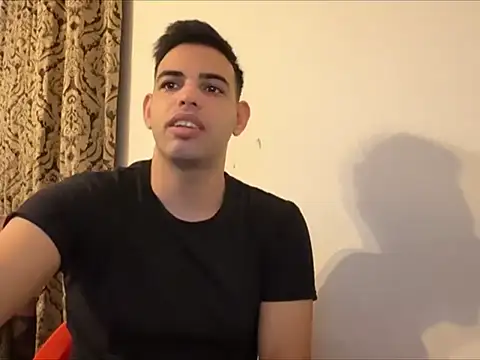 Snapshot of _Djonson_ chatting on 10-07-25, 04:48 Djonson online show from 10-07-25, 04:48