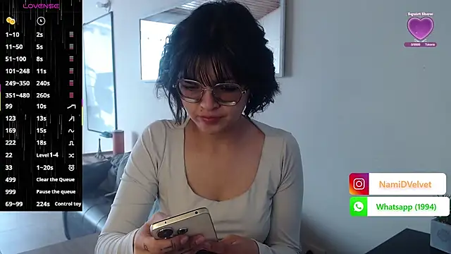 NamiDVelvet online show from 10-15-25, 02:50