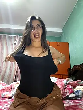 Snapshot of EmmaValencia_ chatting on 11-14-25, 05:06 EmmaValencia online show from 11-14-25, 05:06