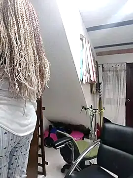 Alaya-15 online show from 11-30-25, 06:45