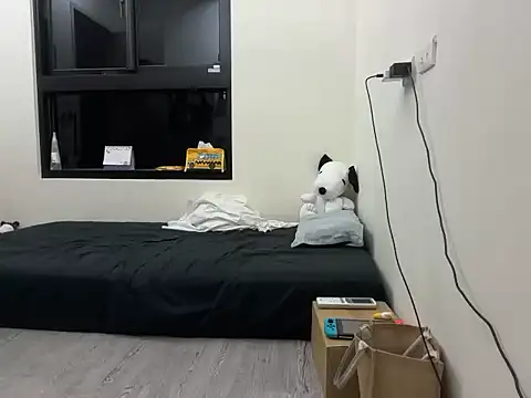 mrcaiziv online show from 10-19-25, 02:50