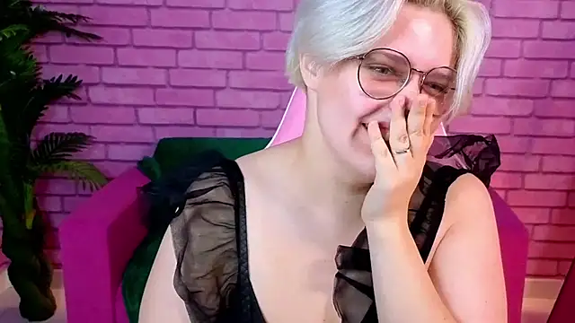 DominiqueSweetie online show from 10-16-25, 09:21