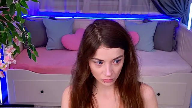 NikkaBush online show from 10-21-25, 05:19