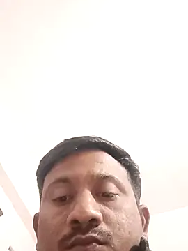 Snapshot of SlipperyRebound0 chatting on 11-17-25, 03:18 SlipperyRebound0 online show from 11-17-25, 03:18