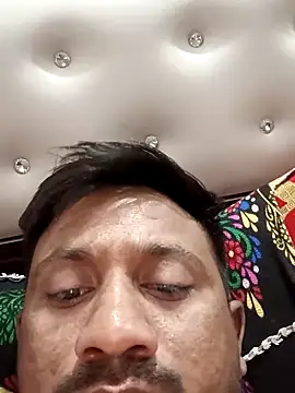 SlipperyRebound0 online show from 04-25-26, 05:10