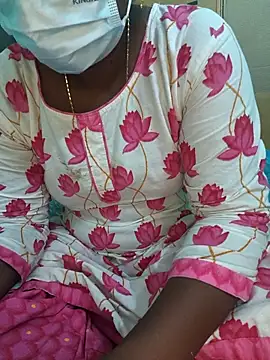 Snapshot of Tamilselviroja- chatting on 01-19-26, 03:16 Tamilselviroja- online show from 01-19-26, 03:16