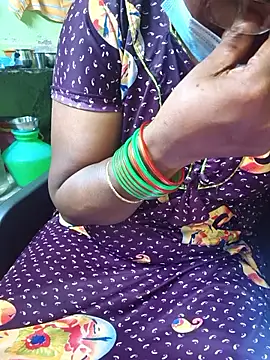 Tamilselviroja- online show from 04-01-26, 03:42