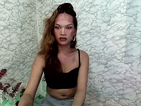 amandareddragon online show from 07-08-26, 05:17