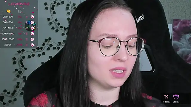 Snapshot of power_robynn chatting on 02-25-26, 04:16 power robynn online show from 02-25-26, 04:16