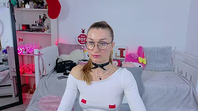 MysticRoxanne online show from 12-02-25, 08:30