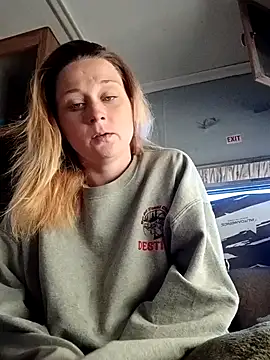 Queen2454 online show from 04-03-26, 03:32