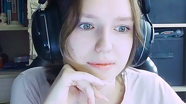 Diana-back online show from 09-30-25, 06:07