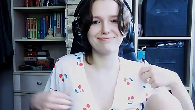 Diana-back online show from 10-07-25, 06:54