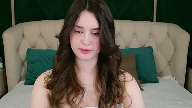 EvaSwen online show from 04-18-26, 07:18