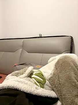 Snapshot of JdhdSjdj chatting on 11-18-25, 03:01 JdhdSjdj online show from 11-18-25, 03:01