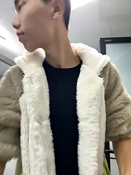 Snapshot of JdhdSjdj chatting on 11-22-25, 04:22 JdhdSjdj online show from 11-22-25, 04:22