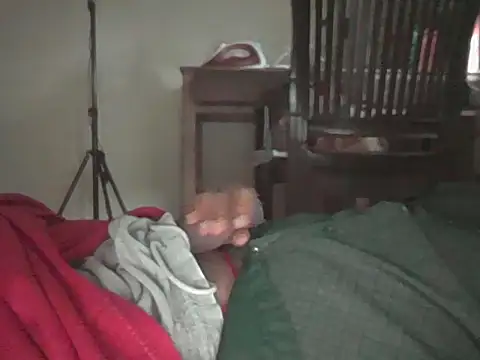 Hhhggghrrr3219 online show from 10-28-25, 06:17