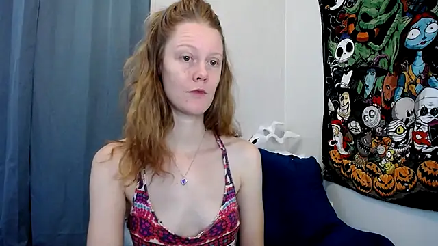 Snapshot of naughtyfox89 chatting on 10-19-25, 06:08 naughtyfox89 online show from 10-19-25, 06:08