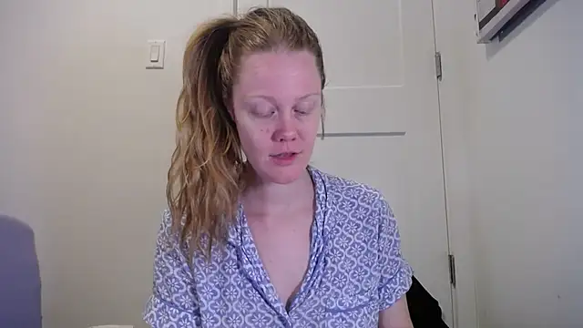 naughtyfox89 online show from 03-22-26, 03:32