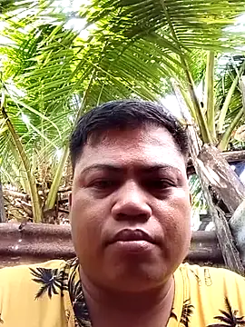 Snapshot of Hot_cutiepie chatting on 10-12-25, 11:37 Hot cutiepie online show from 10-12-25, 11:37
