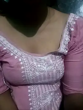 Snapshot of Pihu-56 chatting on 10-26-25, 04:57 Pihu-56 online show from 10-26-25, 04:57