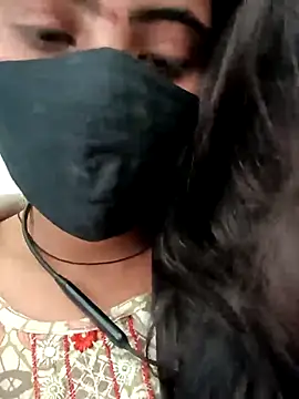 Snapshot of Pihu-56 chatting on 12-23-25, 03:37 Pihu-56 online show from 12-23-25, 03:37