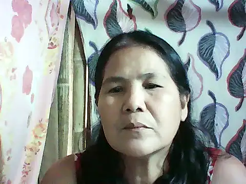 Snapshot of milagrose_rose chatting on 09-30-25, 08:08 milagrose rose online show from 09-30-25, 08:08