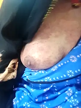 Snapshot of Hotty_ruvi chatting on 10-11-25, 08:35 Hotty ruvi online show from 10-11-25, 08:35