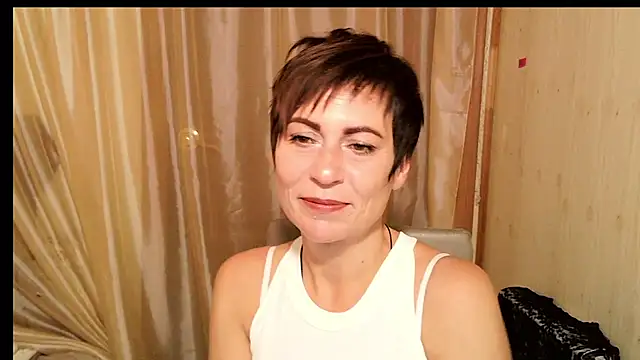 Ashley Brookss online show from 10-02-25, 07:48