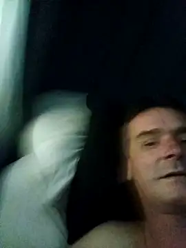 Snapshot of Rudiesny chatting on 05-09-26, 02:28 Rudiesny online show from 05-09-26, 02:28