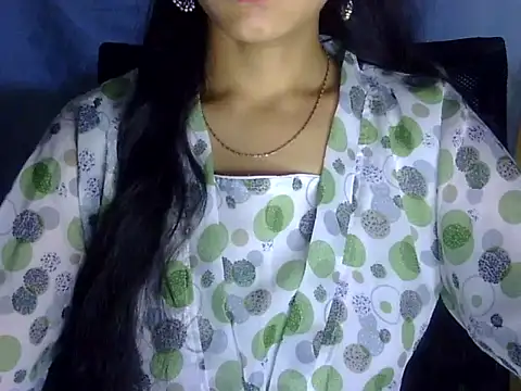 Snapshot of Shazi_1 chatting on 06-30-26, 02:40 Shazi 1 online show from 06-30-26, 02:40