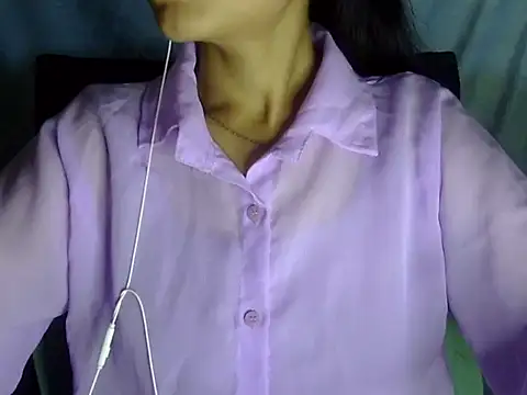 Snapshot of Shazi_1 chatting on 07-11-26, 03:48 Shazi 1 online show from 07-11-26, 03:48