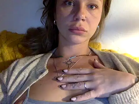 MiraLuna online show from 10-09-25, 09:24