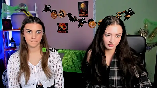 Snapshot of lina_fox12 chatting on 11-03-25, 01:12 lina fox12 online show from 11-03-25, 01:12