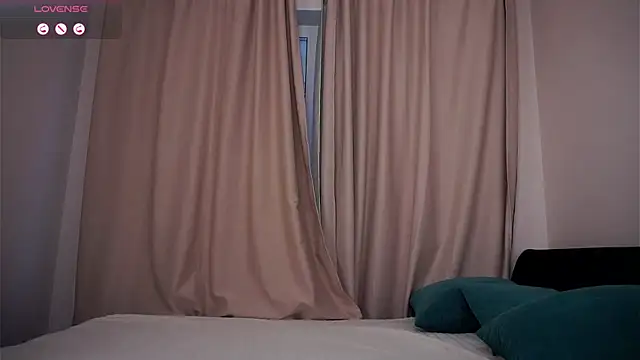 Snapshot of JanellHousen chatting on 01-15-26, 06:07 JanellHousen online show from 01-15-26, 06:07