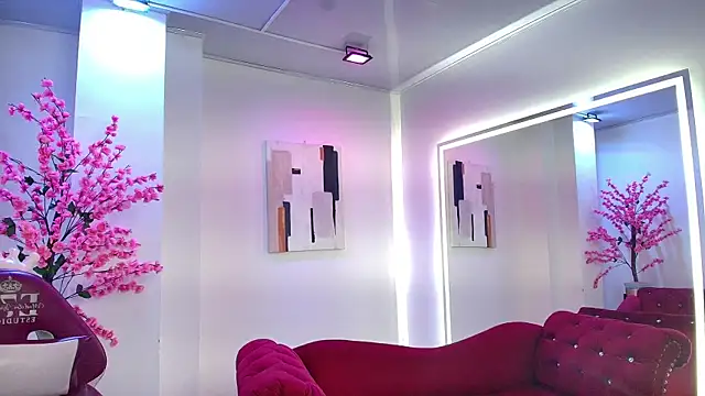 Gabriela milani online show from 11-11-25, 11:38