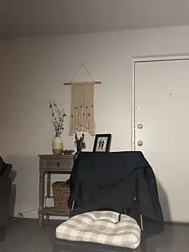 Snapshot of Beefkakey82 chatting on 11-09-25, 11:14 Beefkakey82 online show from 11-09-25, 11:14